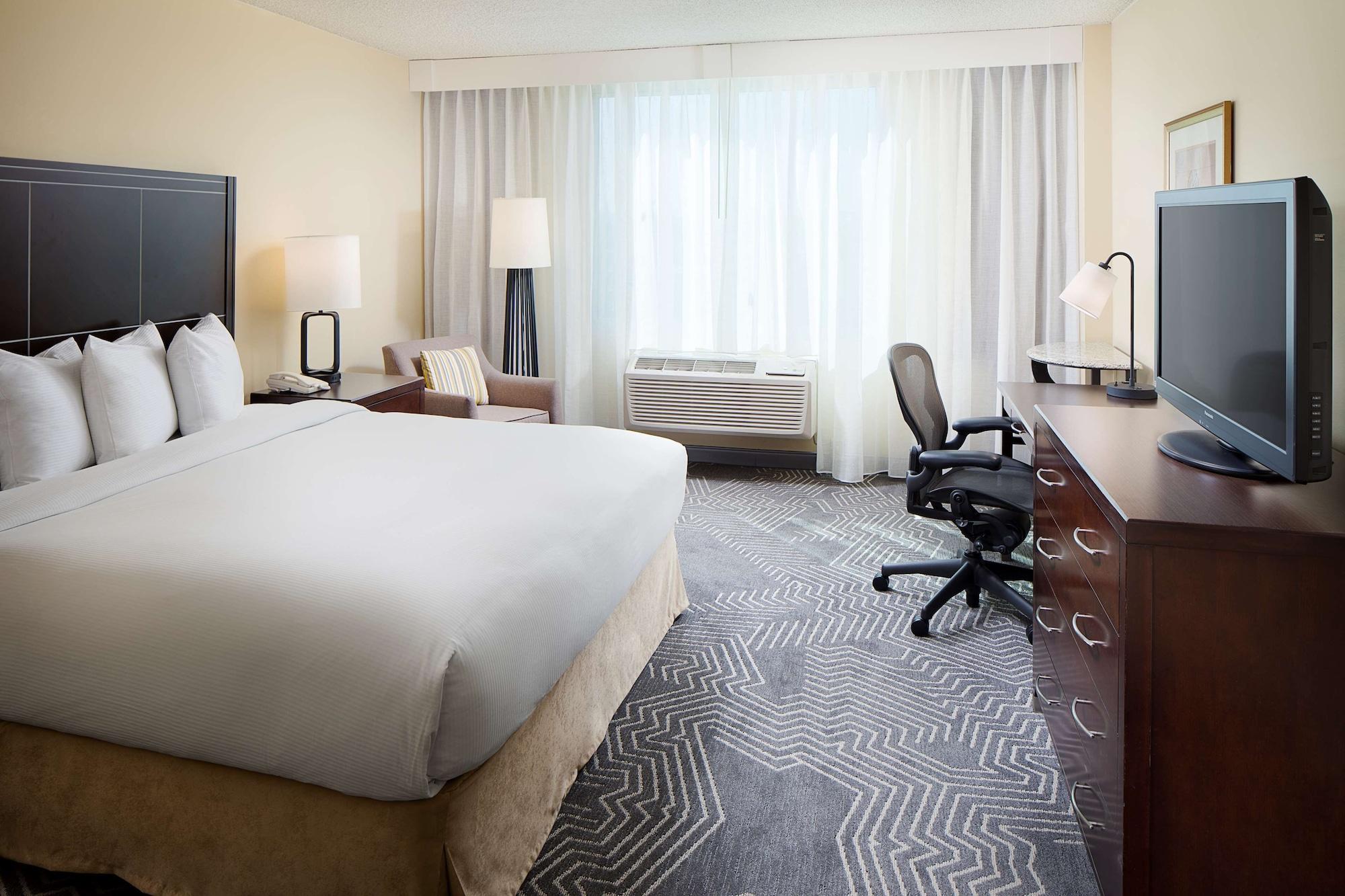 Doubletree By Hilton Los Angeles/Commerce Bagian luar foto
