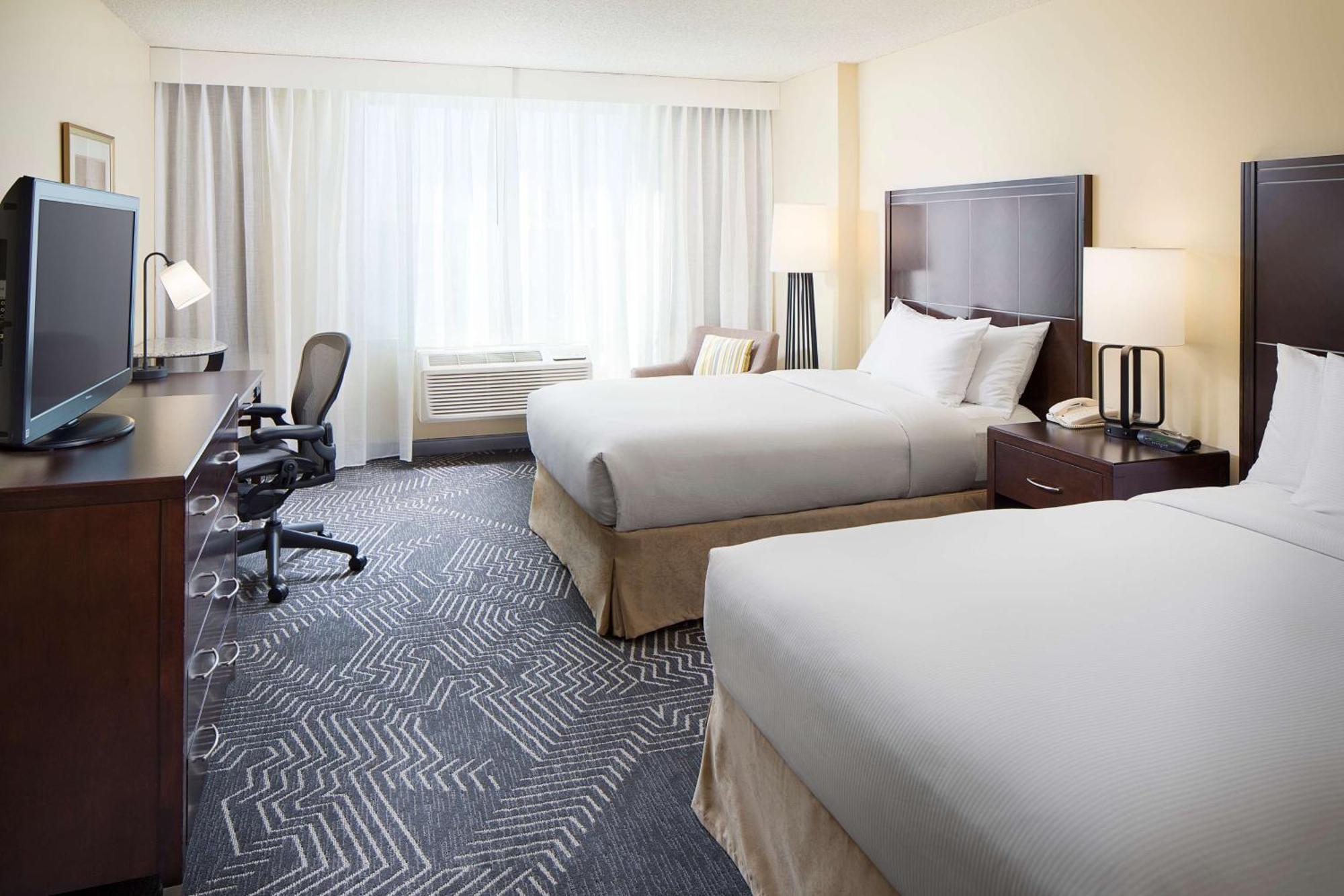 Doubletree By Hilton Los Angeles/Commerce Bagian luar foto