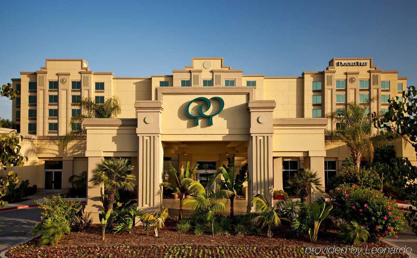 Doubletree By Hilton Los Angeles/Commerce Bagian luar foto